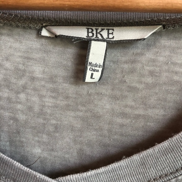 BKE 3quarter length sleeve distressed tee - Picture 3 of 3